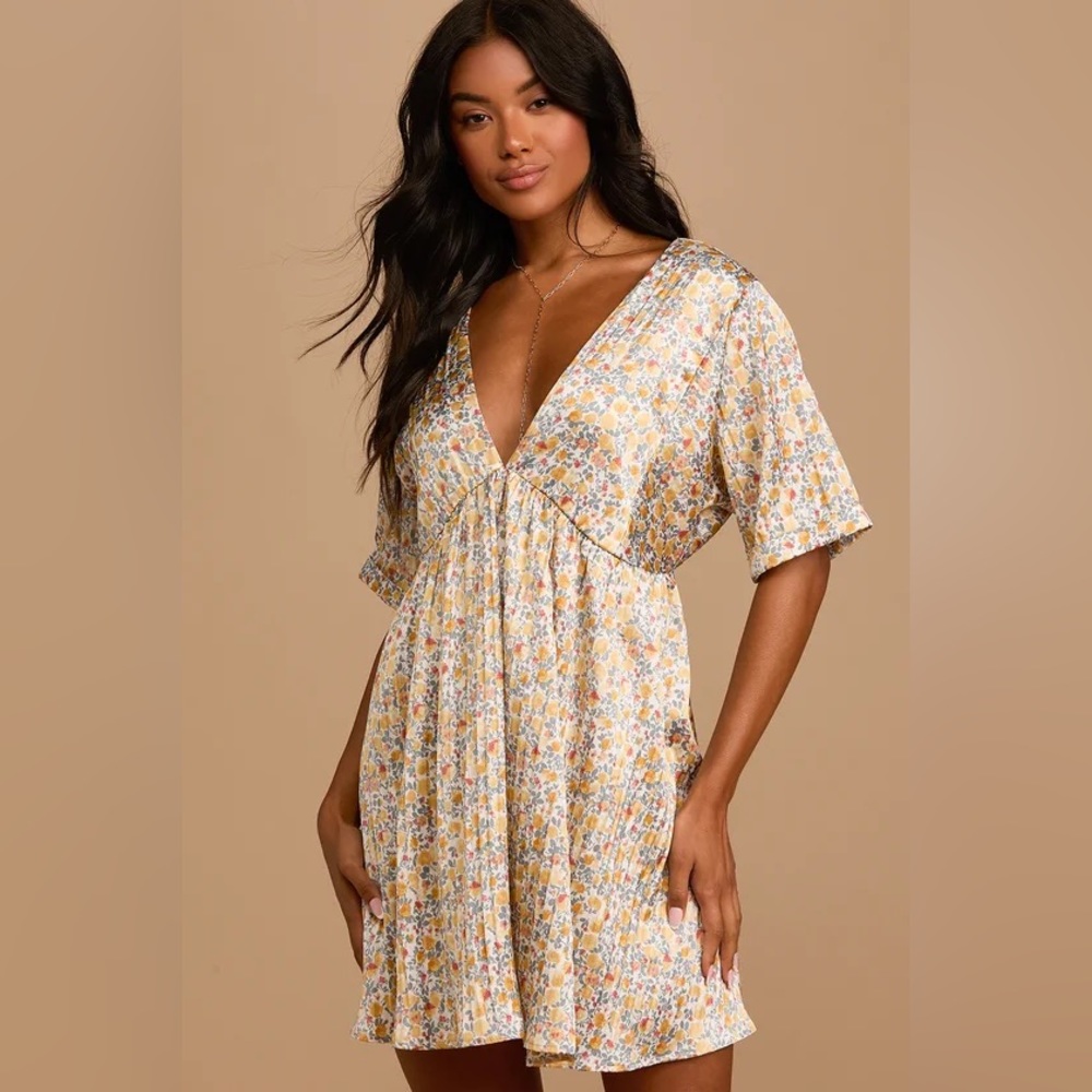LuLu’s Express Yourself White Floral Print Satin Babydoll Dress